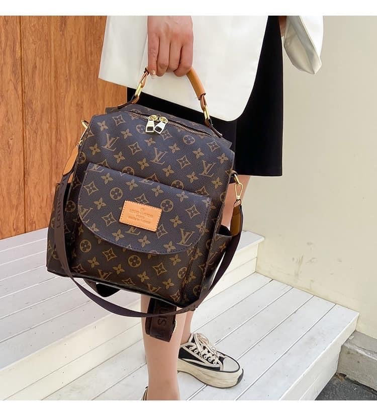 Lv bag Pre-order shipping takes about 3-6 weeks.