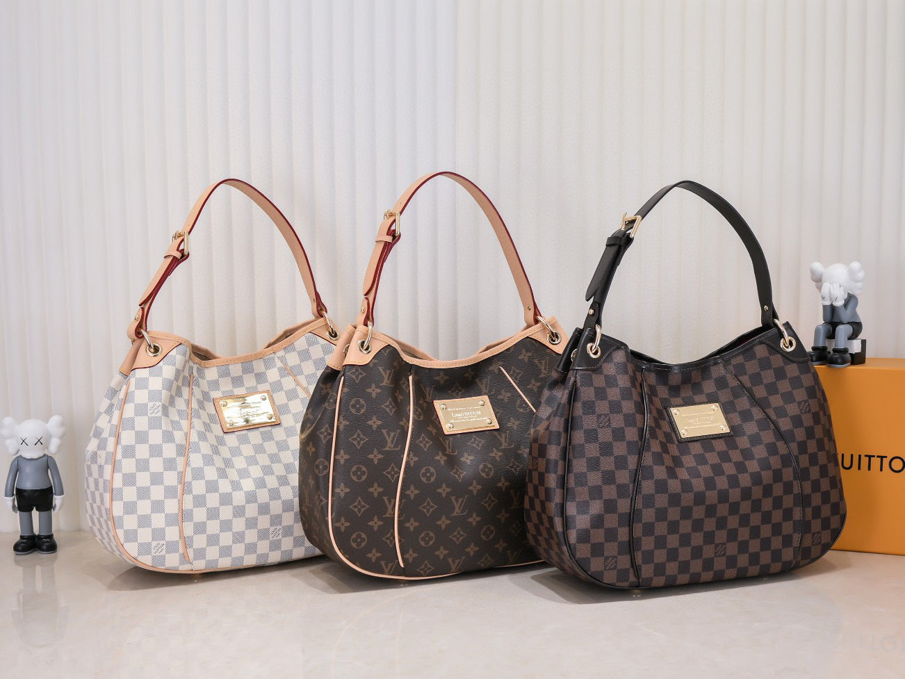 Purse pre-order shipping takes 3-6 weeks