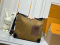 Lv purse pre-order, shipping takes 3-6 weeks