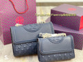 T purse pre-order shipping takes 3-6 weeks