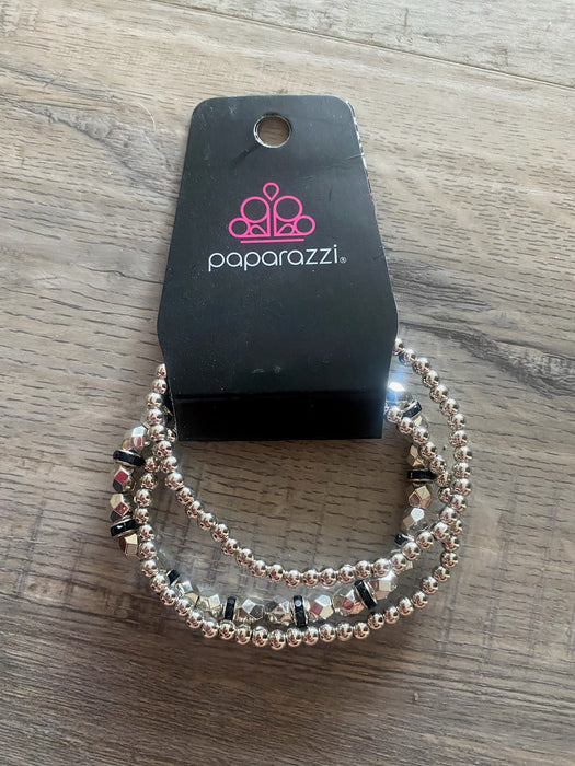 Paparazzi silver bracelet